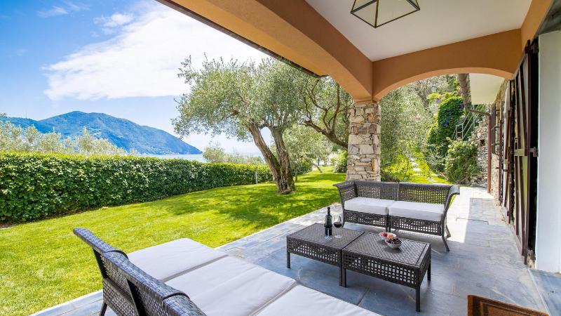 Villa Baia Blu 12, Emma Villas