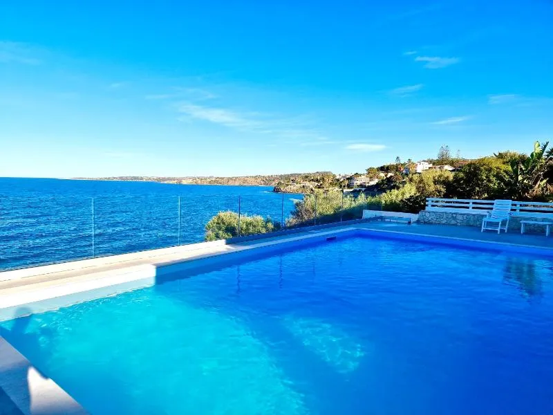 Villa Daniela - Villa con piscina privata e discesa a mare tra Catania e Siracusa