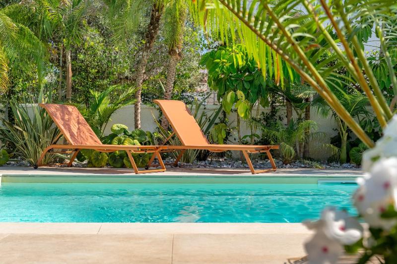 Villa Bali with Pool by Wonderful Italy