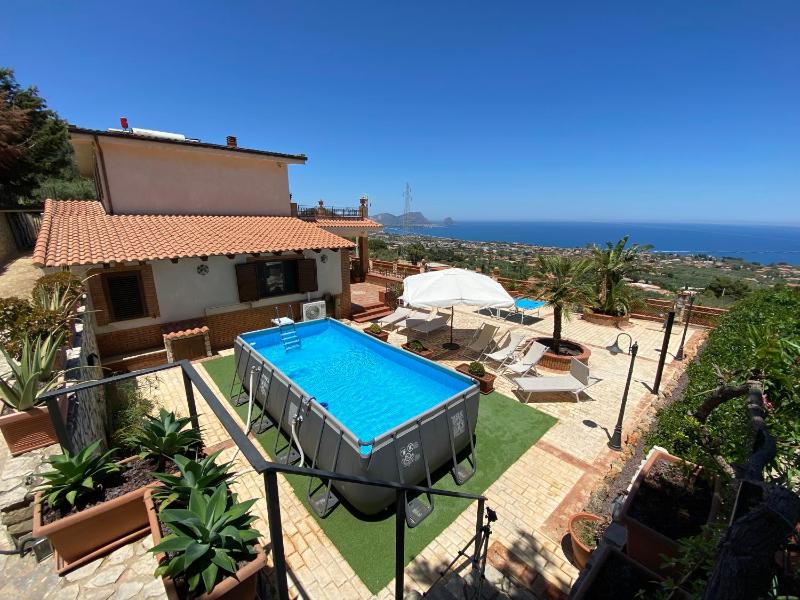 Villa Belvedere di Altavilla with Pool and Near The Sea