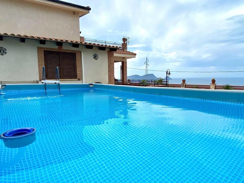 Villa Belvedere di Altavilla with Pool and Near The Sea