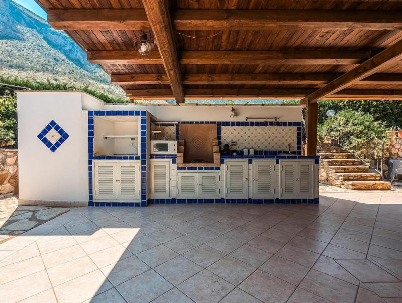 Villa Betta Cuntrariusa con piscina privata e jacuzzi a Scopello