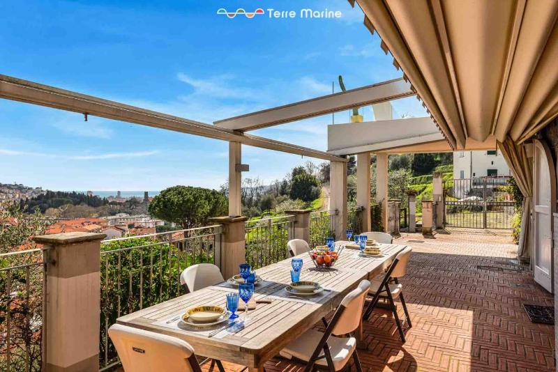 Villa Bianca, Terre Marine