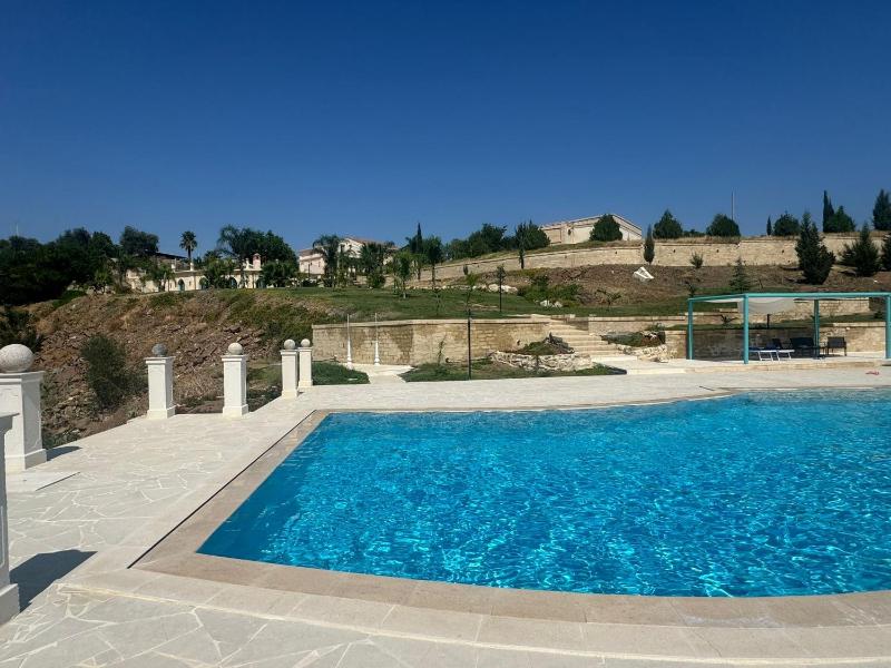 Villa Brikinnia