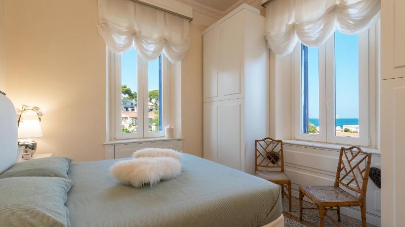 VILLA CALLARI 6&2, Emma Villas