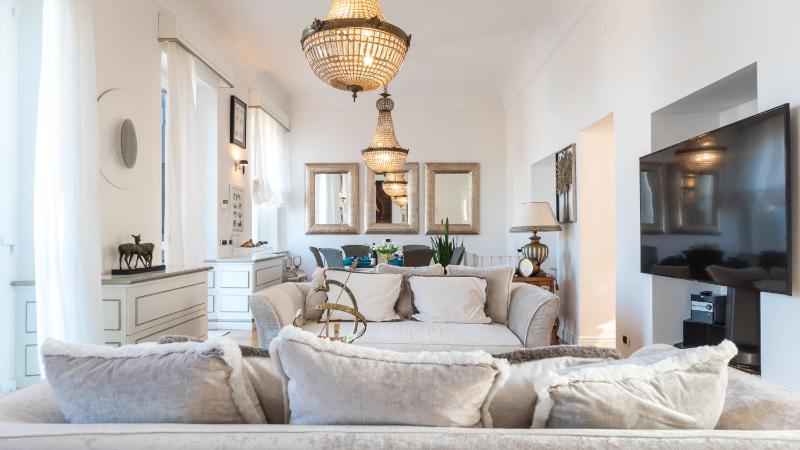 VILLA CALLARI 6&2, Emma Villas