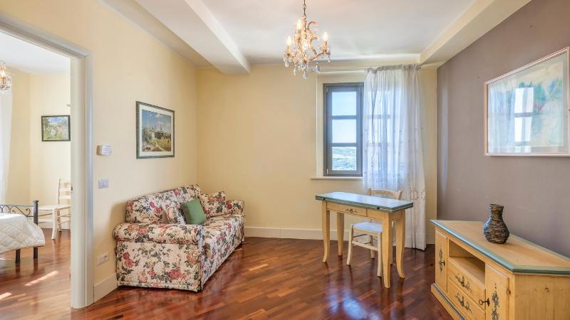 VILLA CAPPELLETTI 16&2, Emma Villas