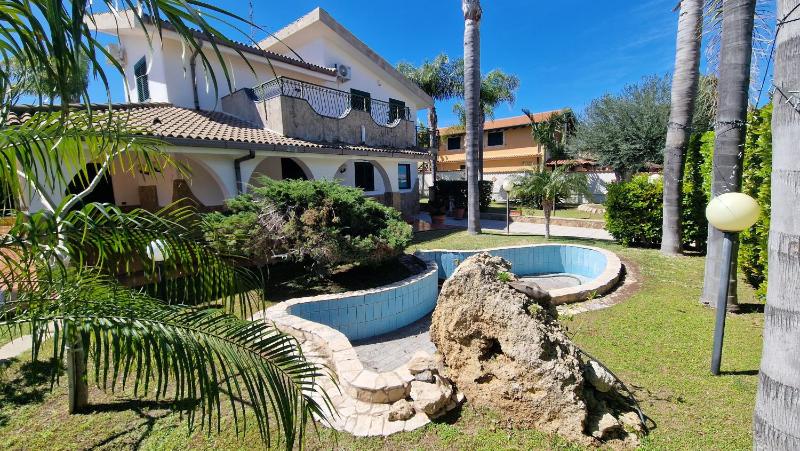 Villa CARLOTTA
