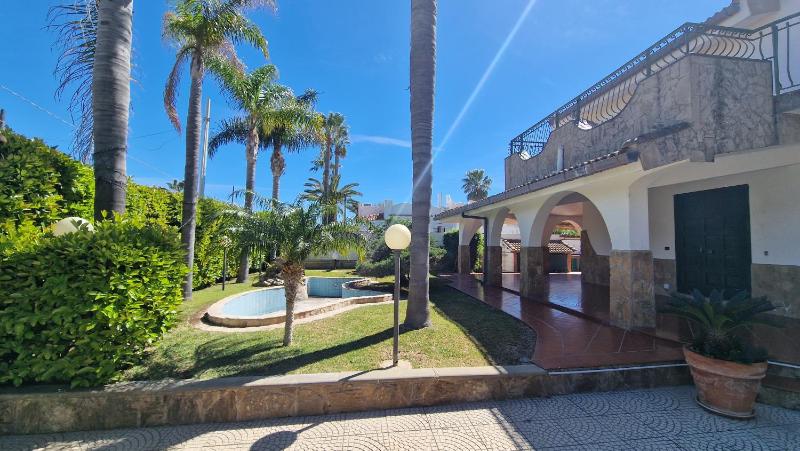 Villa CARLOTTA