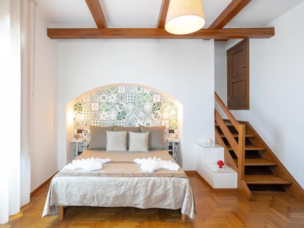 Villa Carolina Sorrento Private Heated Pool and Sea View