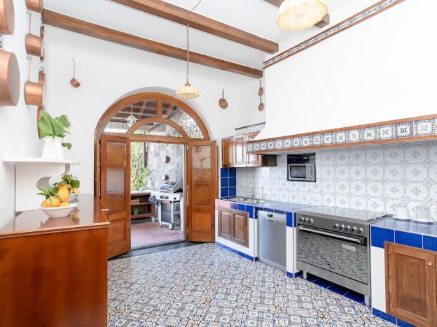 Villa Carolina Sorrento Private Heated Pool and Sea View