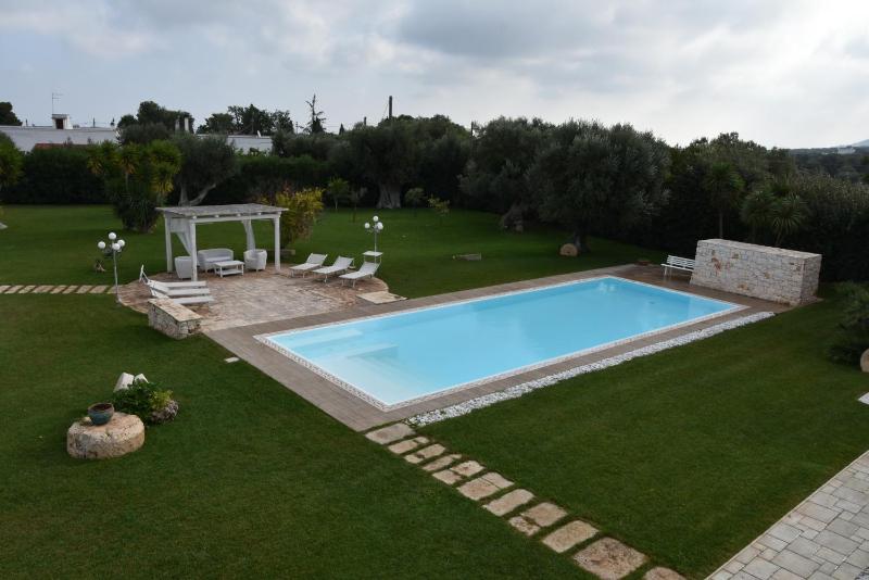 Villa Carrubo Peroscia by STHEY