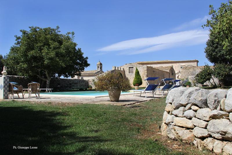 Villa Castiglione 1863 - The real Sicilian holiday