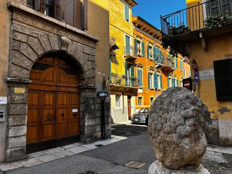 Protezione della Giovane - female hostel