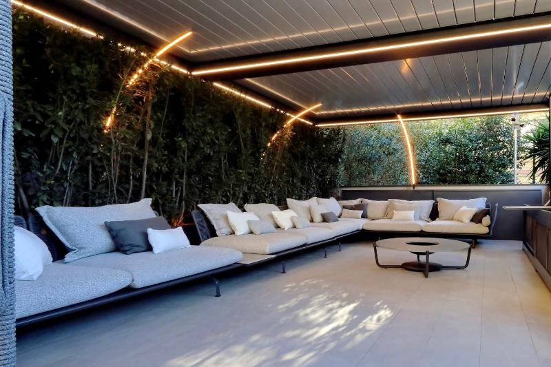 Villa Clivo - Amazing Villa Along the Vatican Walls