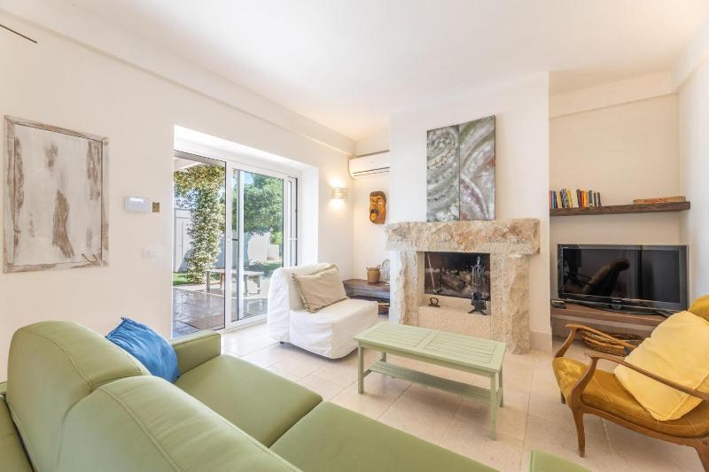 Villa con Piscina e Jacuzzi privata - 3 minuti dal mare