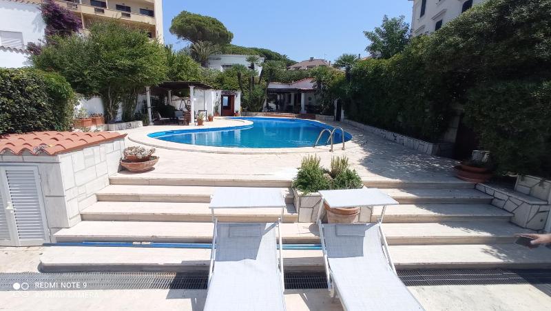 Villa con Piscina Privata fronte Spiaggia