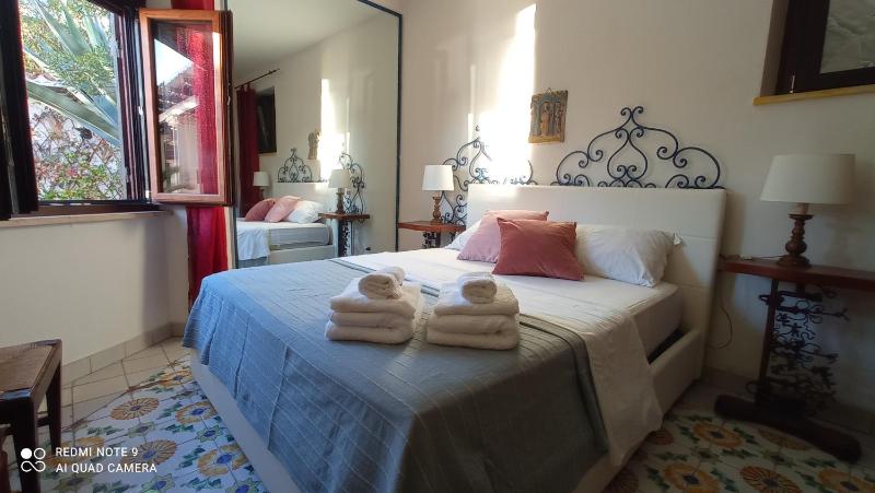 Villa con Piscina Privata fronte Spiaggia