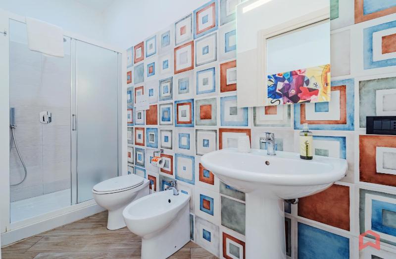 Villa con Piscina sul Mare a Terrasini