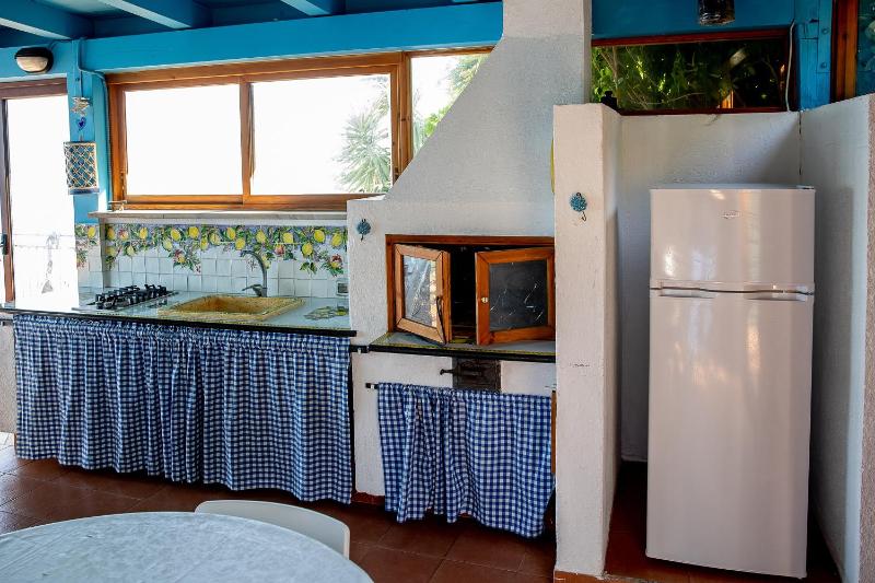 Villa Con Piscina Vista Mare