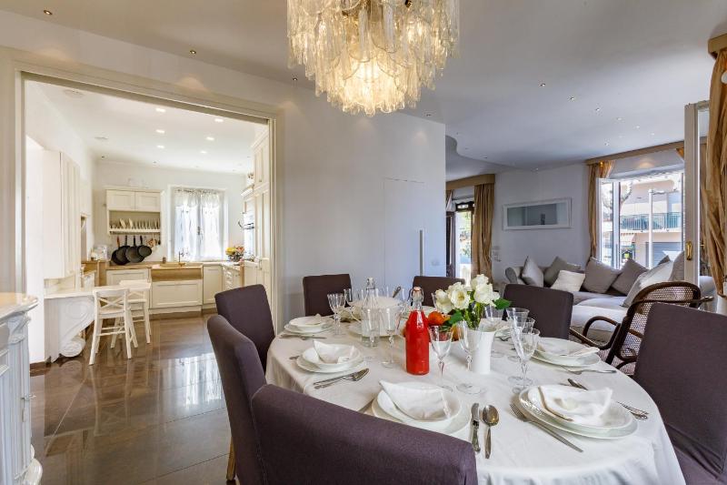 VILLA CORONA 8, Emma Villas