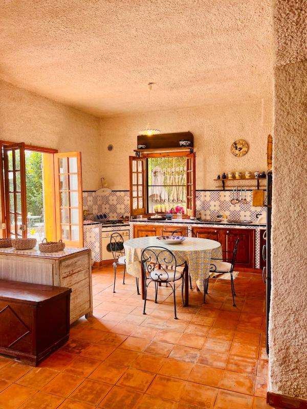 Villa Cresta, private villa with pool
