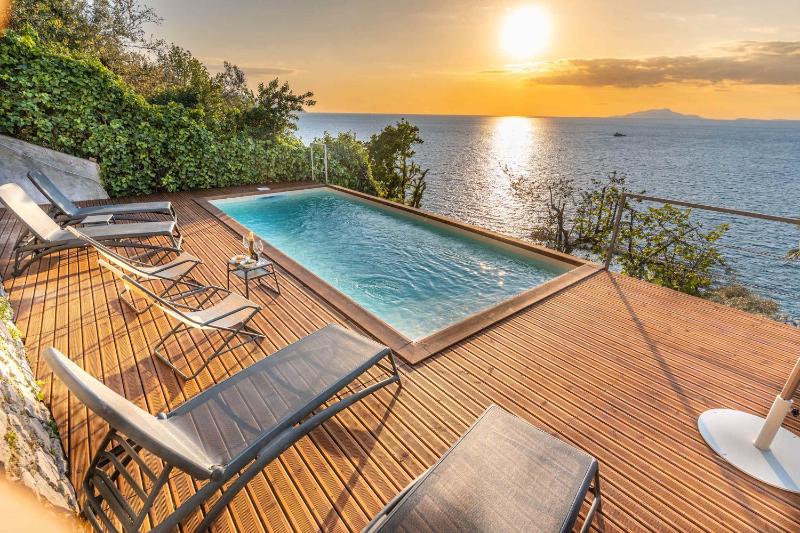 Villa Dafne Gulf Views Pool and Guest Services by Feeling Italy