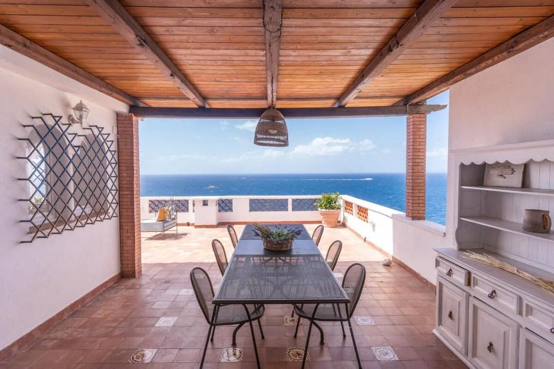 Villa Dafne Gulf Views Pool and Guest Services by Feeling Italy