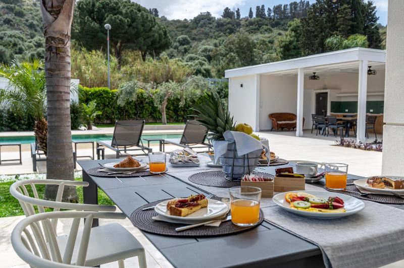 Villa Dafni Private Pool & Relax near Cefalù
