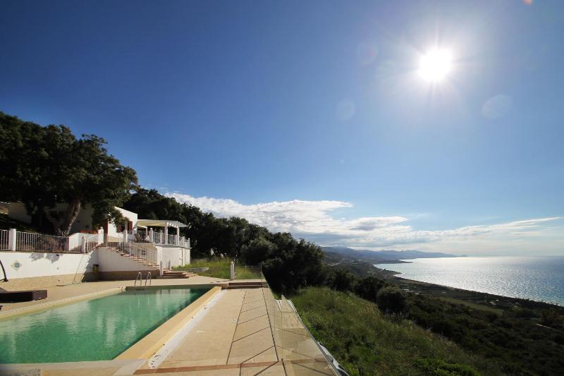 Villa DAMMUSO by Local House - private villa infinity pool & seaview