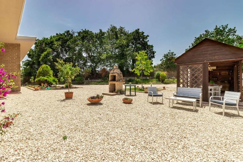 Villa degli Archi by Mmega