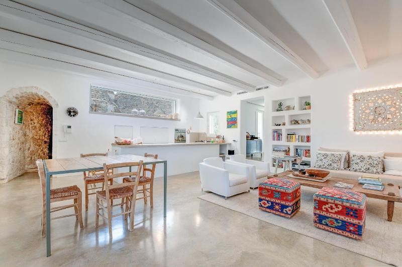 Villa Del Capitolo Con Trullo By Raro Villas