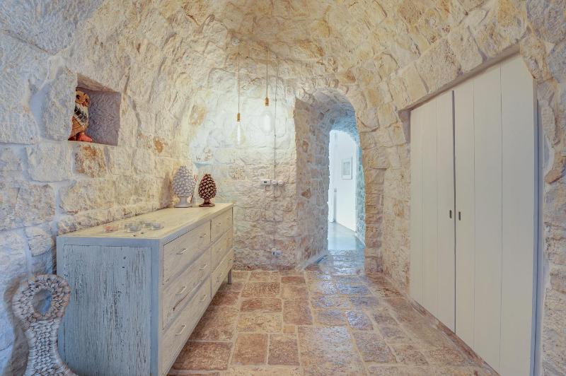 Villa Del Capitolo Con Trullo By Raro Villas