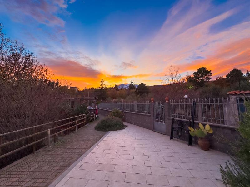 Villa del Gelso - Chalet nel Parco dell'Etna