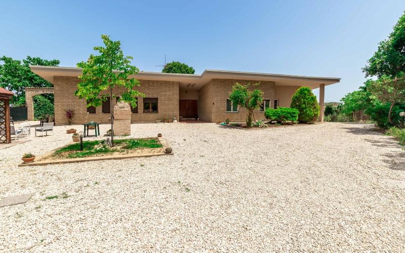 Villa Dell'Arco - Sea View, Private Pool & AirCo