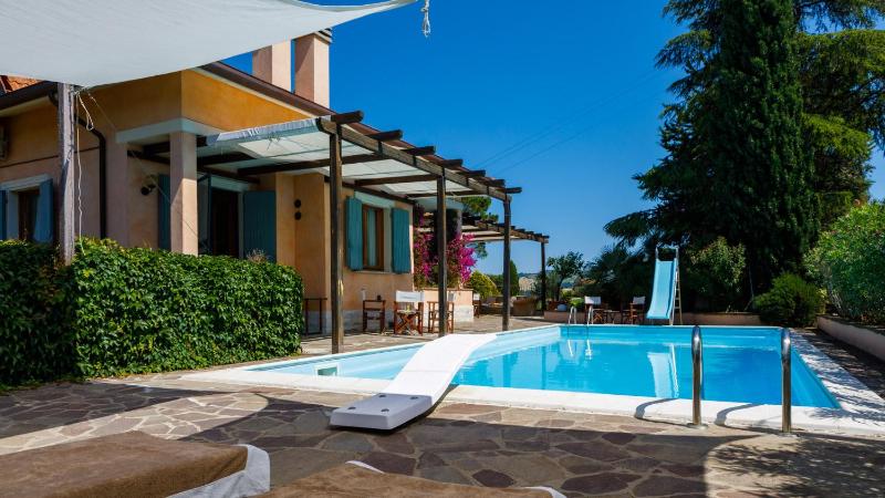 Villa delle Rose - Modern design, pool & AirCO