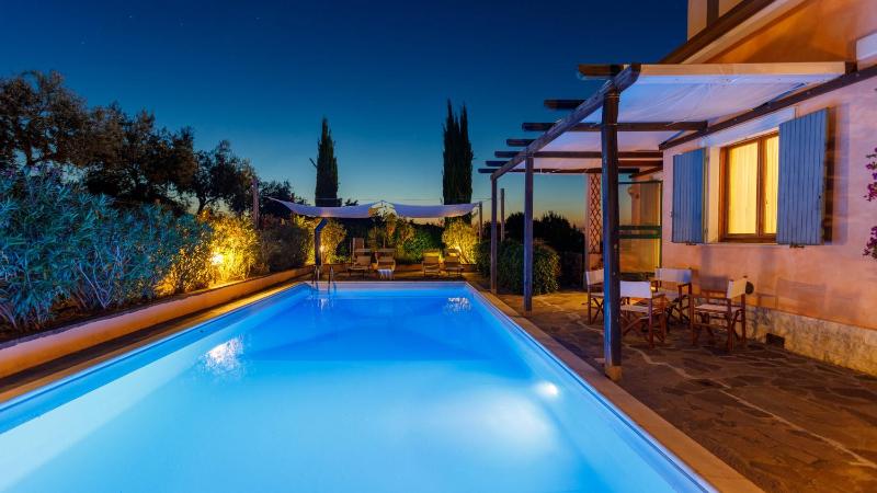 Villa delle Rose - Modern design, pool & AirCO