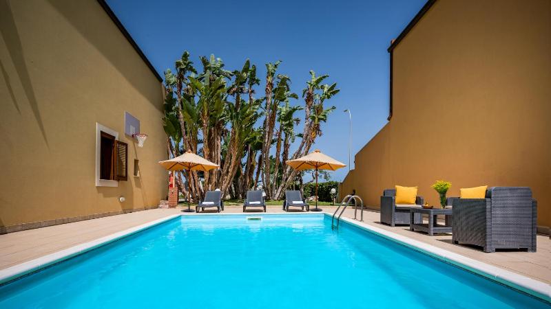 Villa delle Sirene 6, Emma Villas