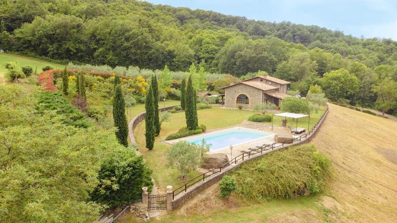 Villa Elisa - Private Pool & AirCo Near Reschio Castle
