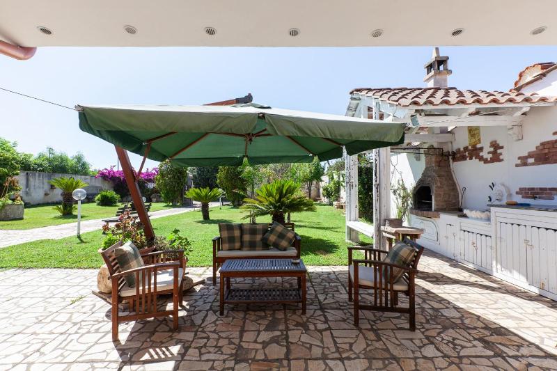 Villa Erika with private pool and garden - Happy Rentals