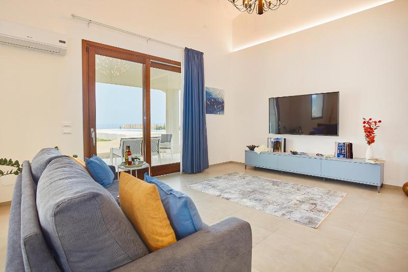 Villa Etesiae