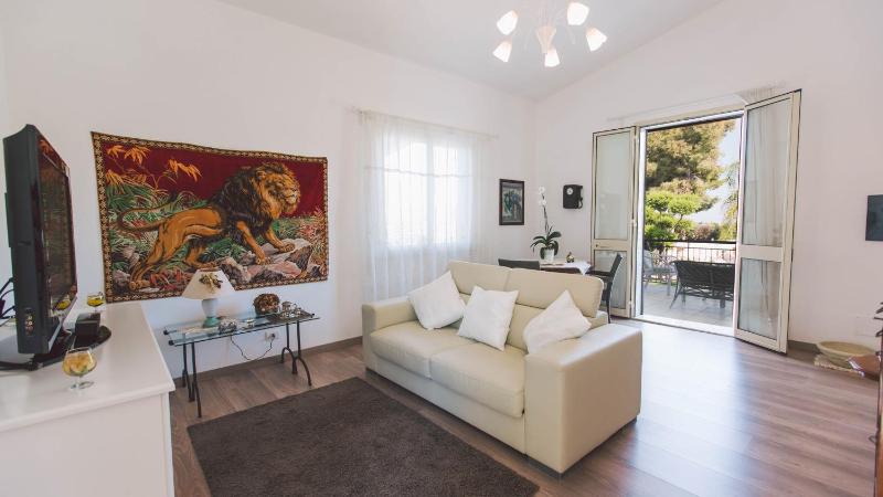 VILLA FERRADINA 4&2, Emma Villas
