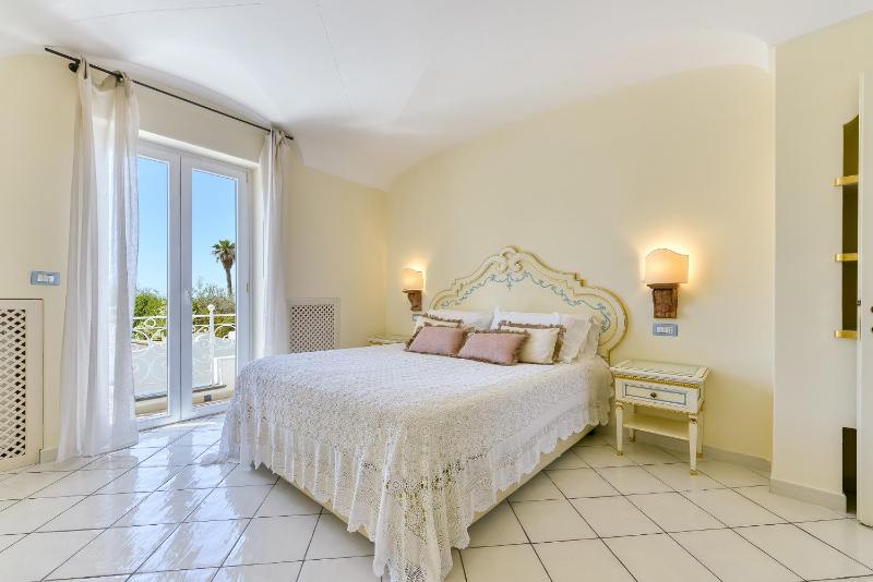 Villa Formica, a due passi dal mare
