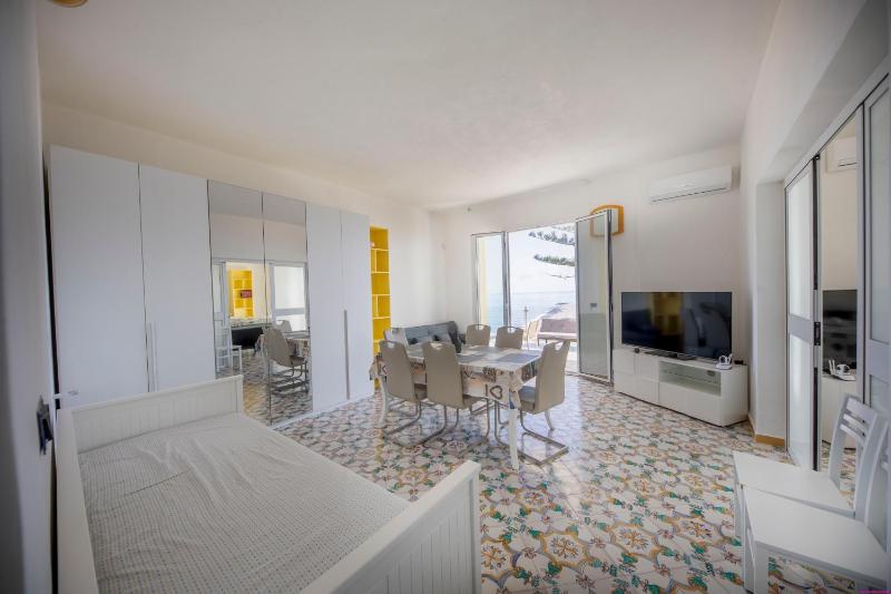 Villa Francesca 30 Pax by Ville in Palermo