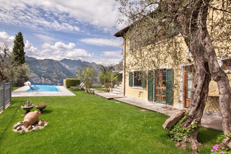 Villa Fuzzys - Un antico casale ristrutturato