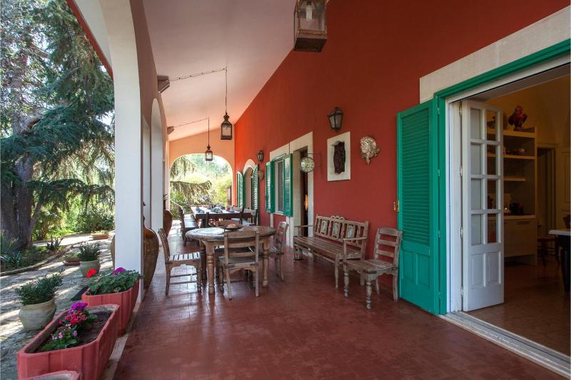 Villa Gaia with pool- Happy Rentals