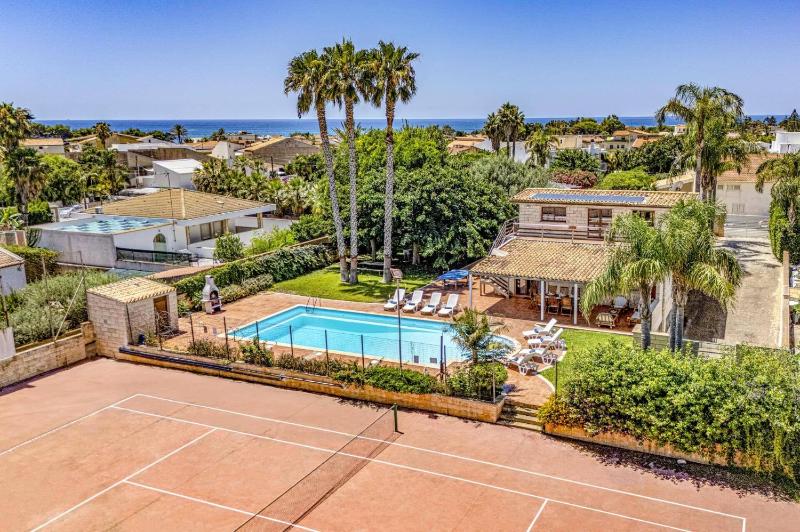 Villa Garofani by Villa Plus