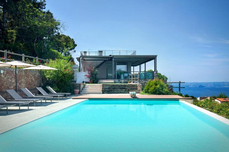 Villa GEMMMA With Pool