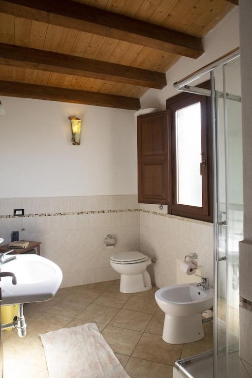 Villa Giardino Paradiso Cefalù con 13 posti letto e piscina riscaldata