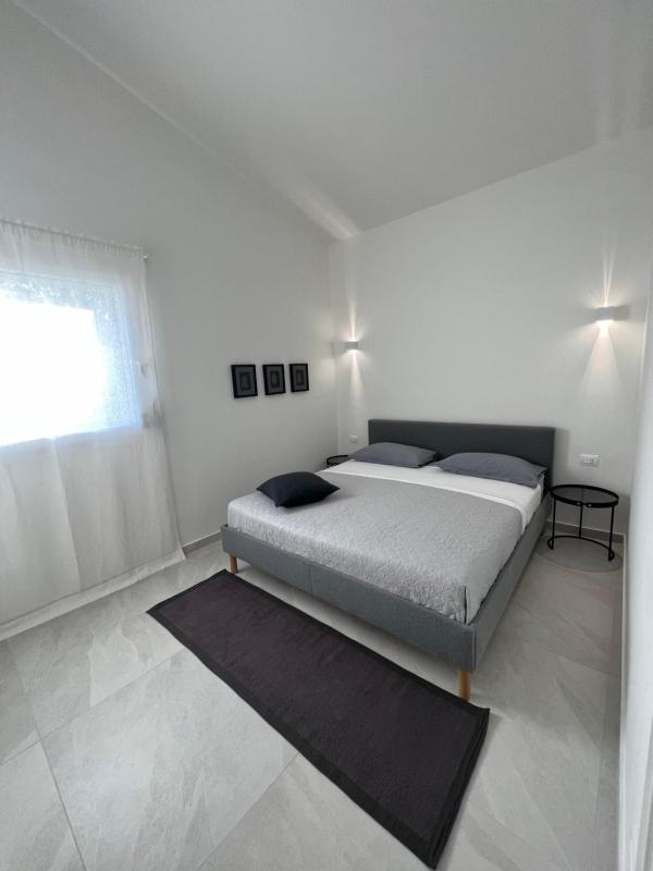 Villa Giuliana Luxury Home: piscina, solarium, barbecue. A pochi passi dal mare